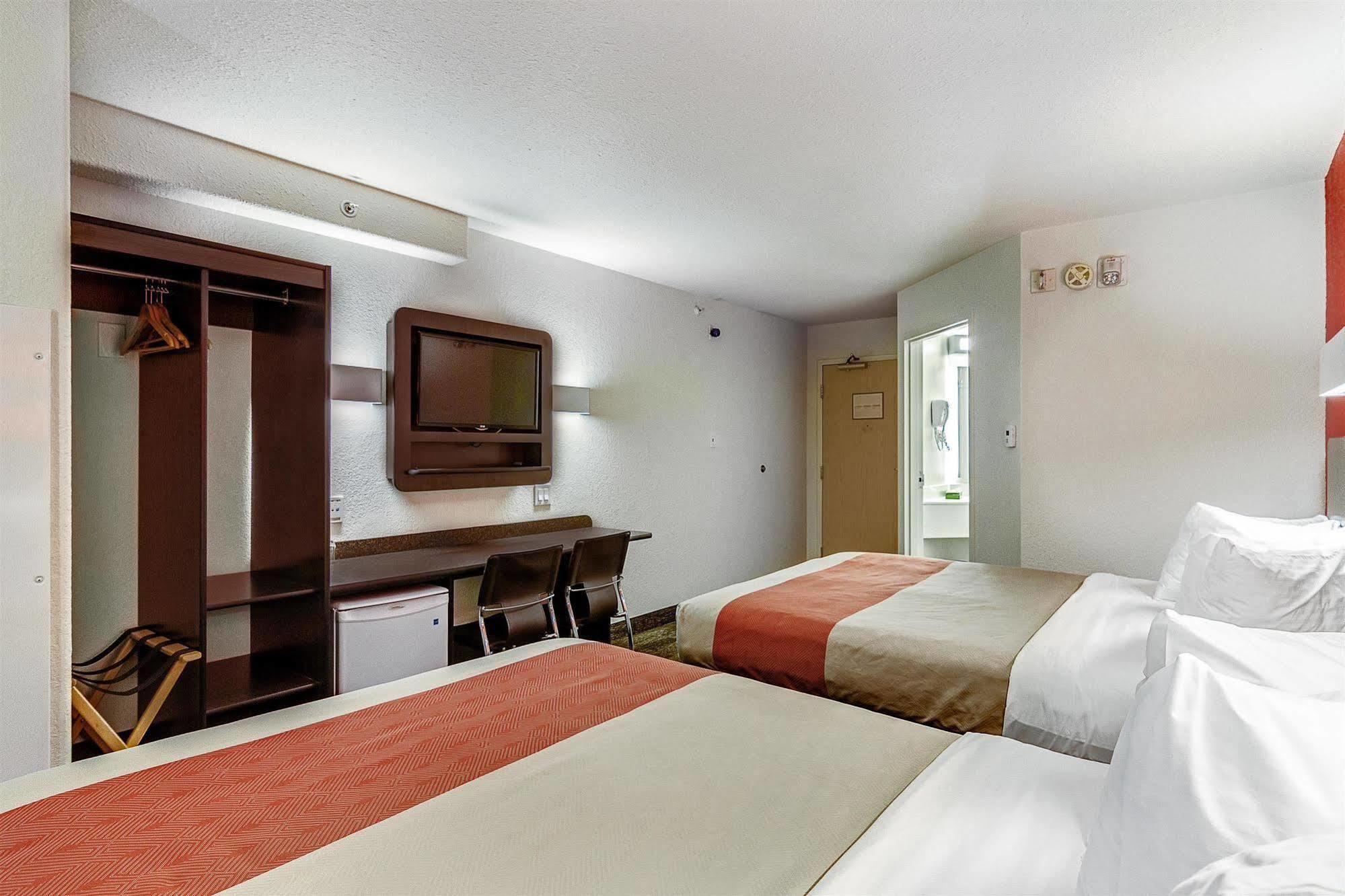 Motel 6-Saskatoon, Sk Exterior photo