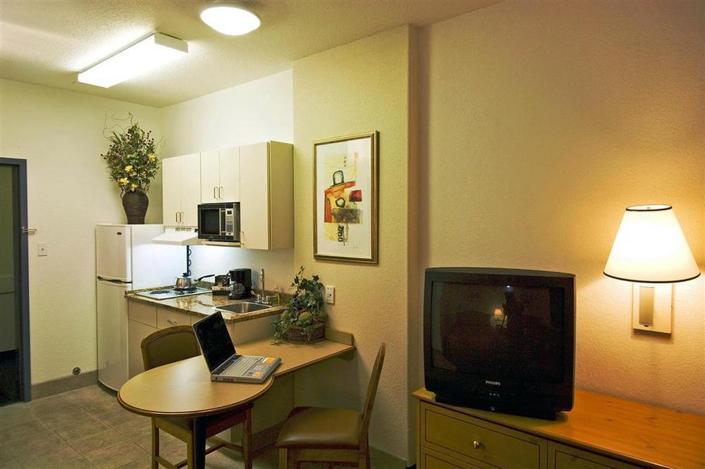 Motel 6-Saskatoon, Sk Room photo
