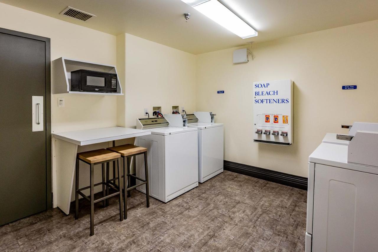 Motel 6-Saskatoon, Sk Exterior photo